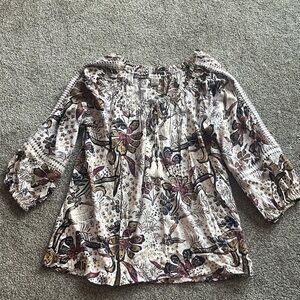 Lola P Multicolor Floral Top Size Medium & Large Brand new. Great sleeve detail!